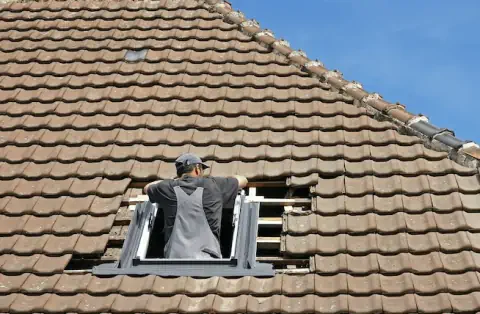 Pose de velux - Montreuil-sur-Ille